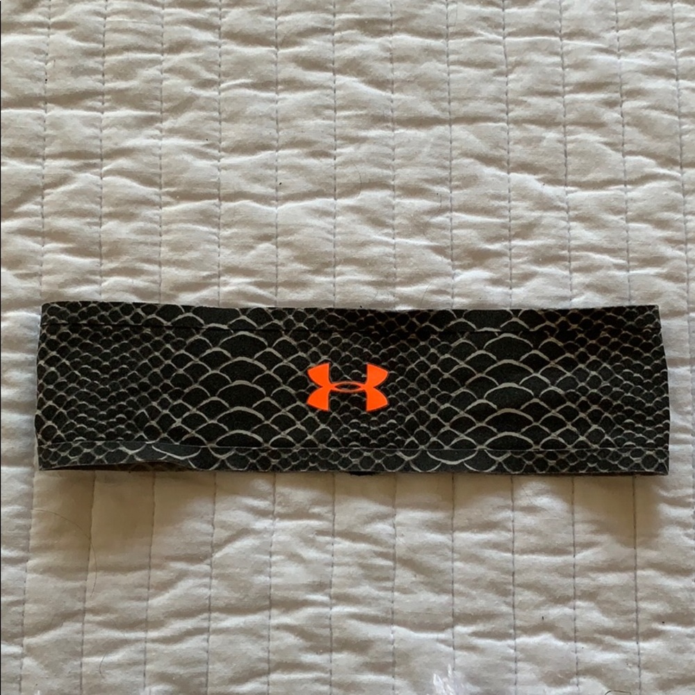 Under Armour Dark Gray Snakeskin Headband